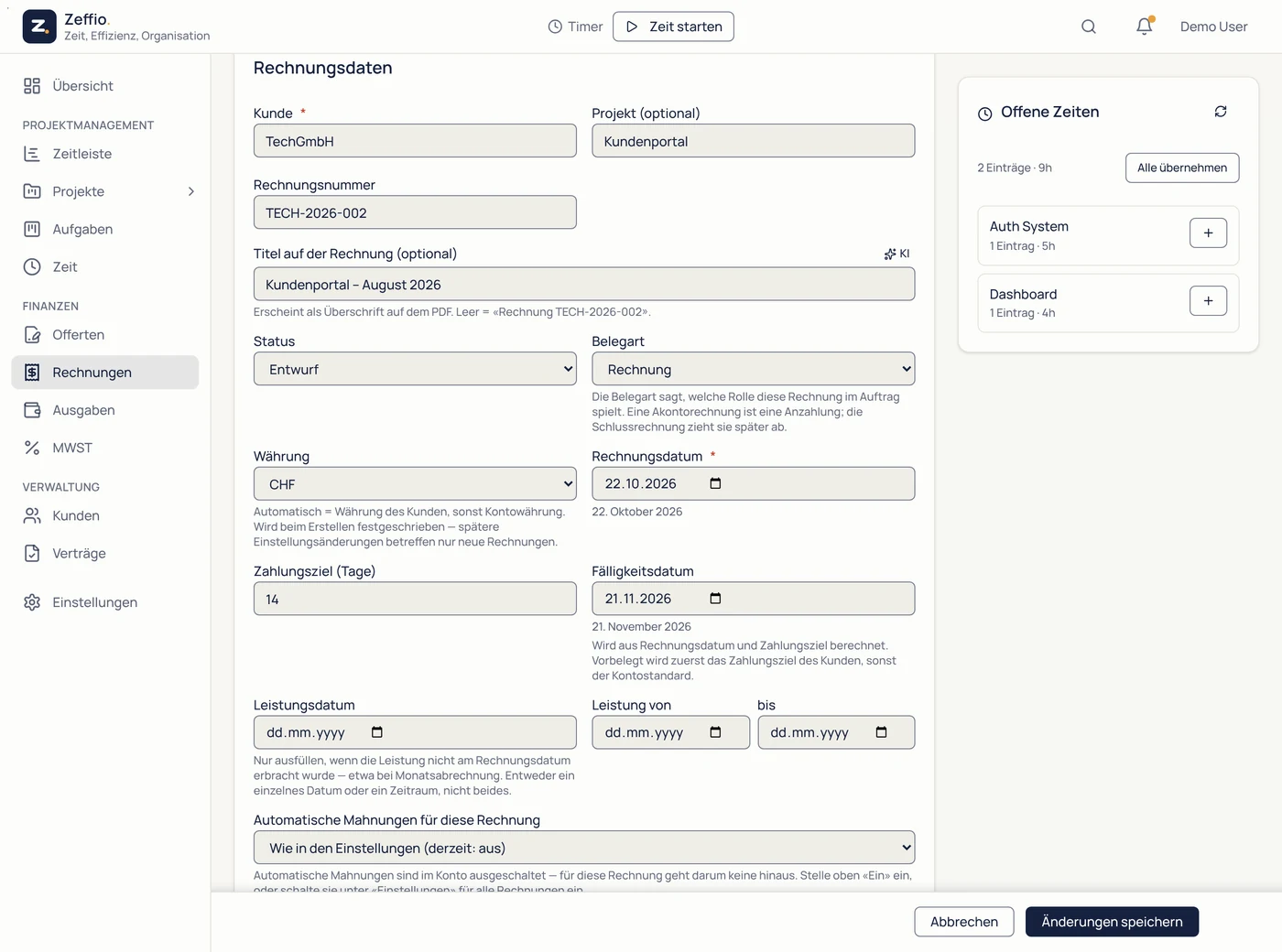 Rechnungsformular mit Kunde, Projekt, Rechnungsnummer, Datum, Zahlungsziel und der Seitenspalte «Offene Zeiten» mit unverrechneten Stunden