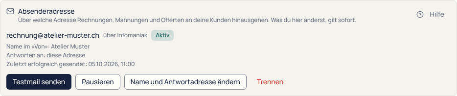 Die Karte nach dem Verbinden: rechnung@atelier-muster.ch über Infomaniak, Status «Aktiv», darunter «Testmail senden», «Pausieren», «Name und Antwortadresse ändern» und «Trennen».